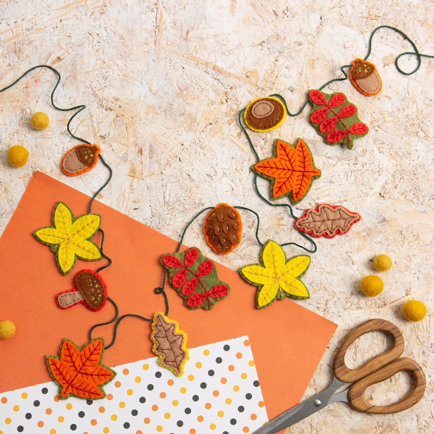 Autumn Garland Craft Kit - Image 2