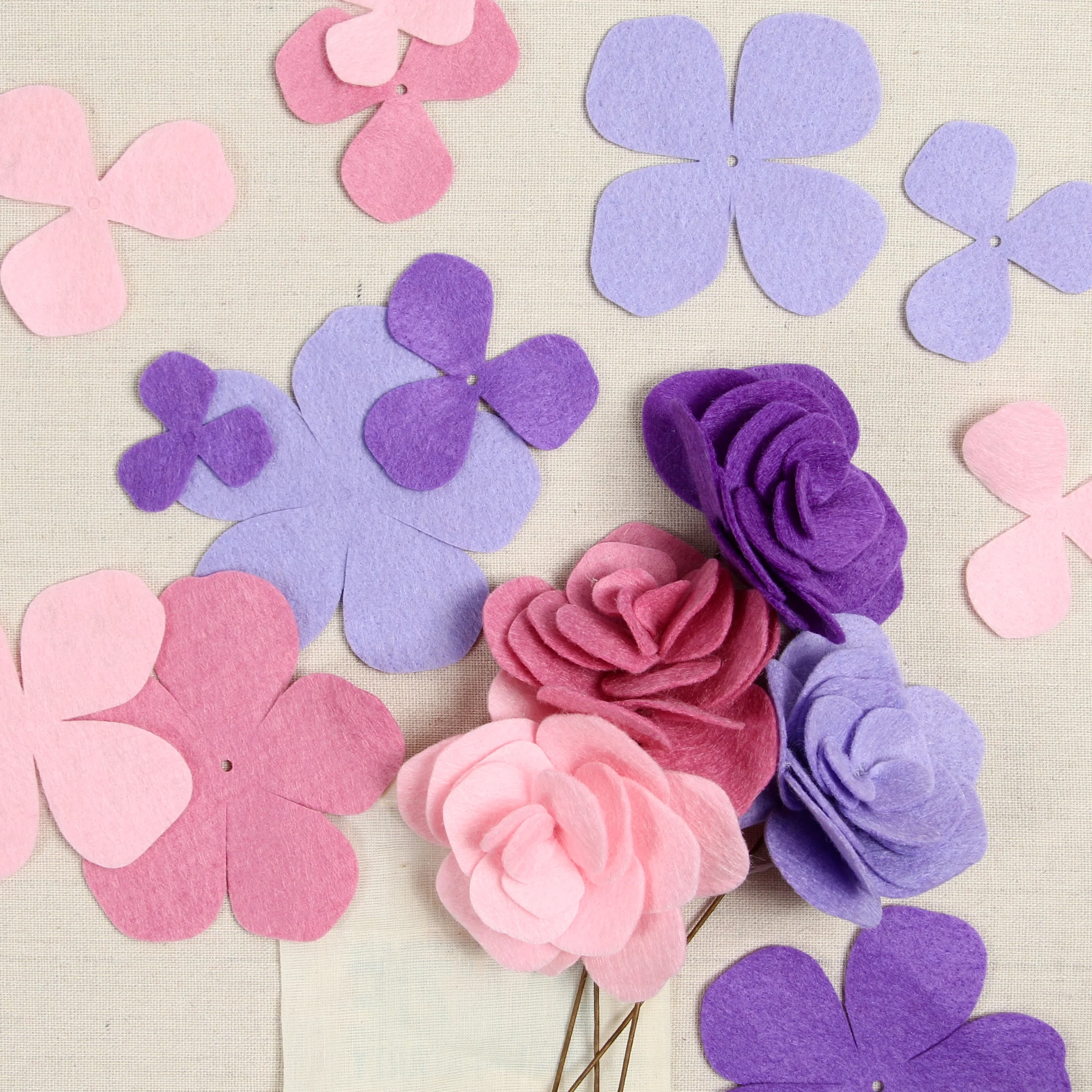 Begonia Falls Felt-fetti - Image 4