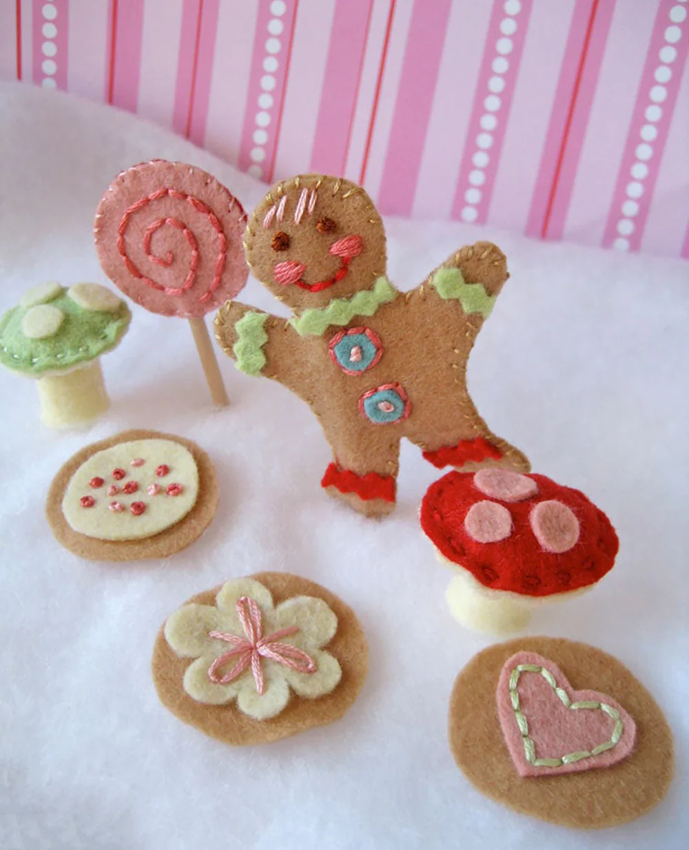 Candy Land Lane House - Image 3