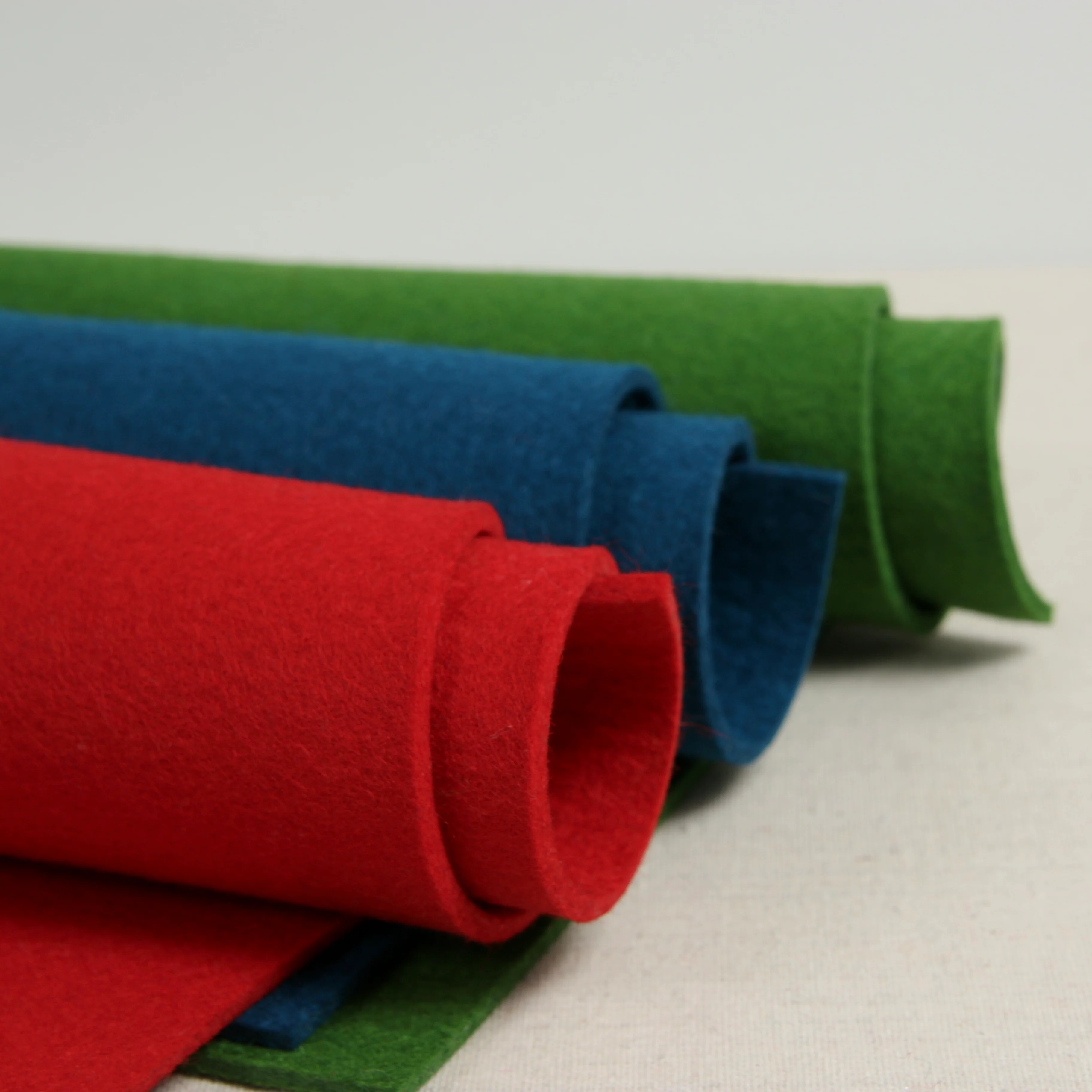 Cherry Red, Thick felt - Image 2