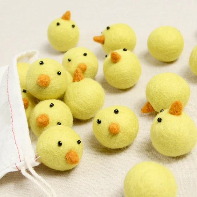 Chicks, Felted Pom - Image 2