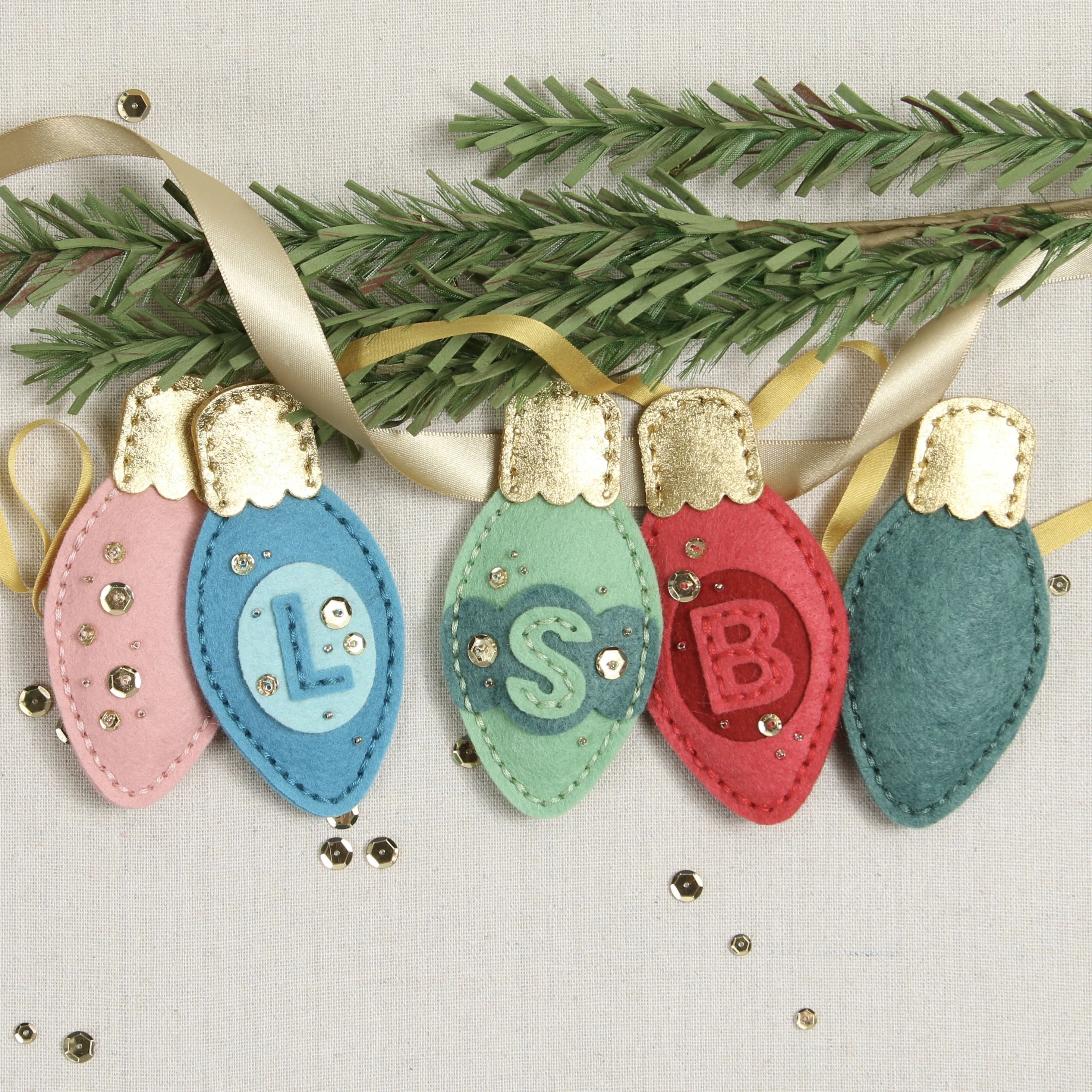 Classic Christmas Lights, Deep Etch Die - Image 7