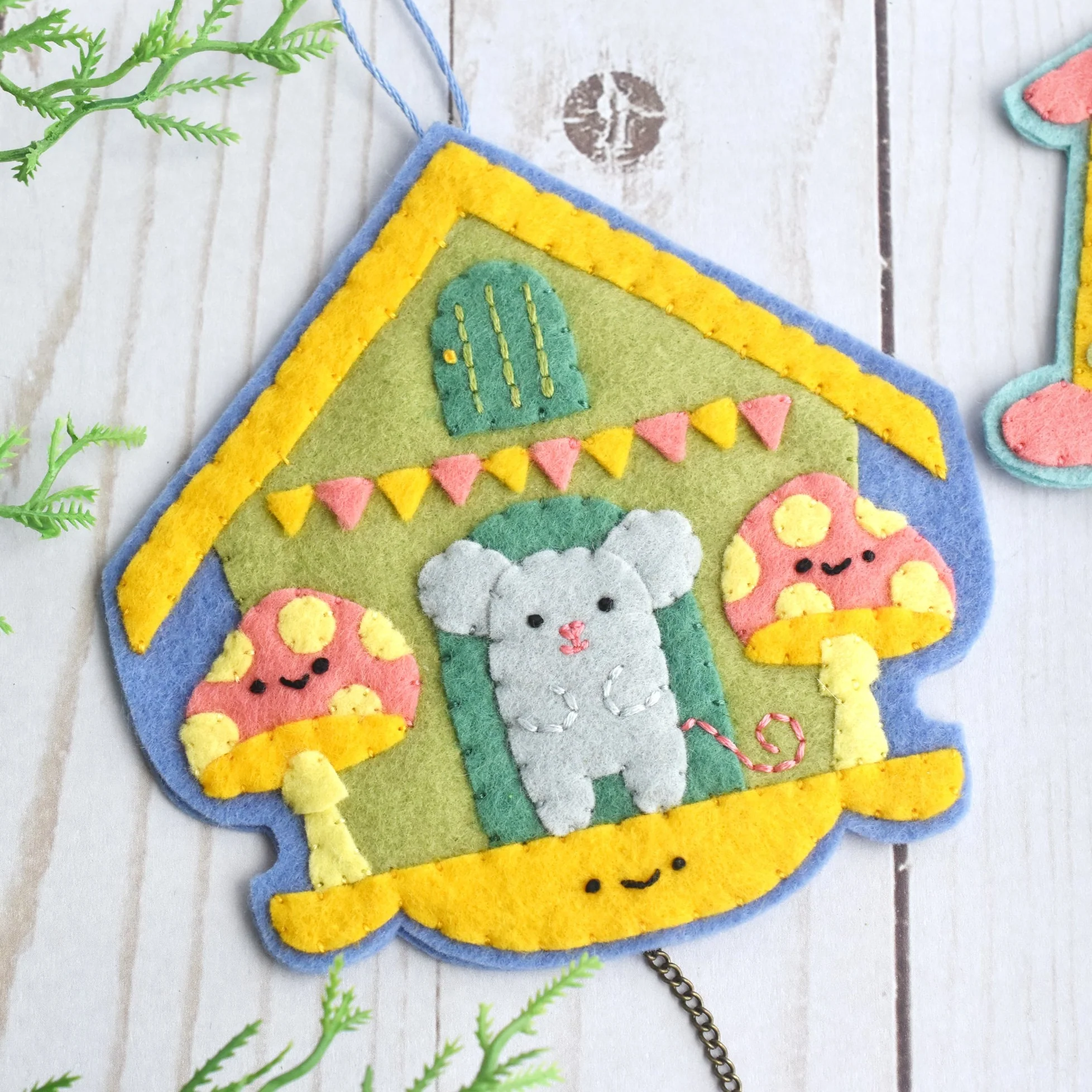 Clockwork Critters Felt Ornaments Pattern - Image 4