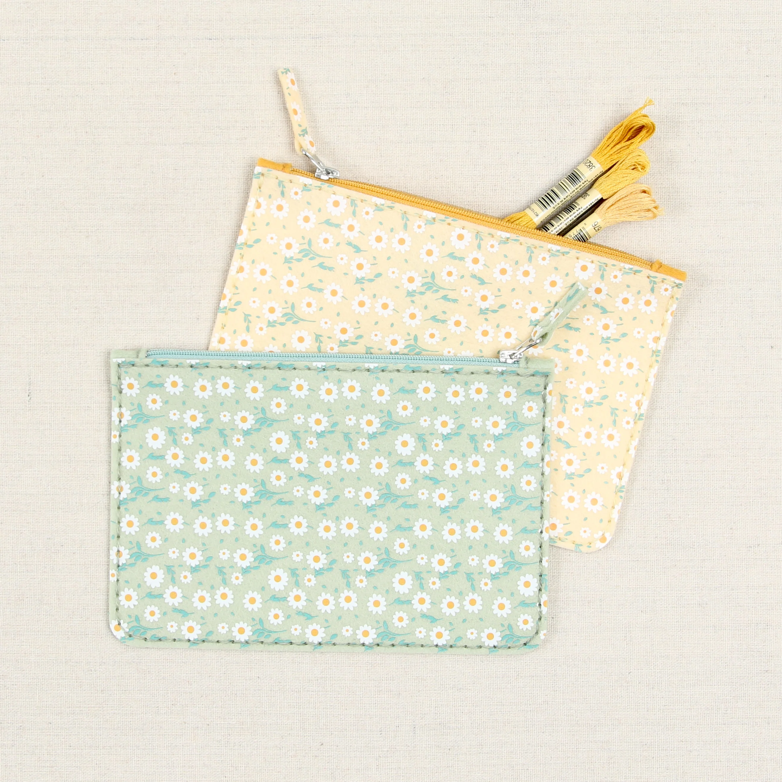 Daisy Field in Swan Felt - Image 3