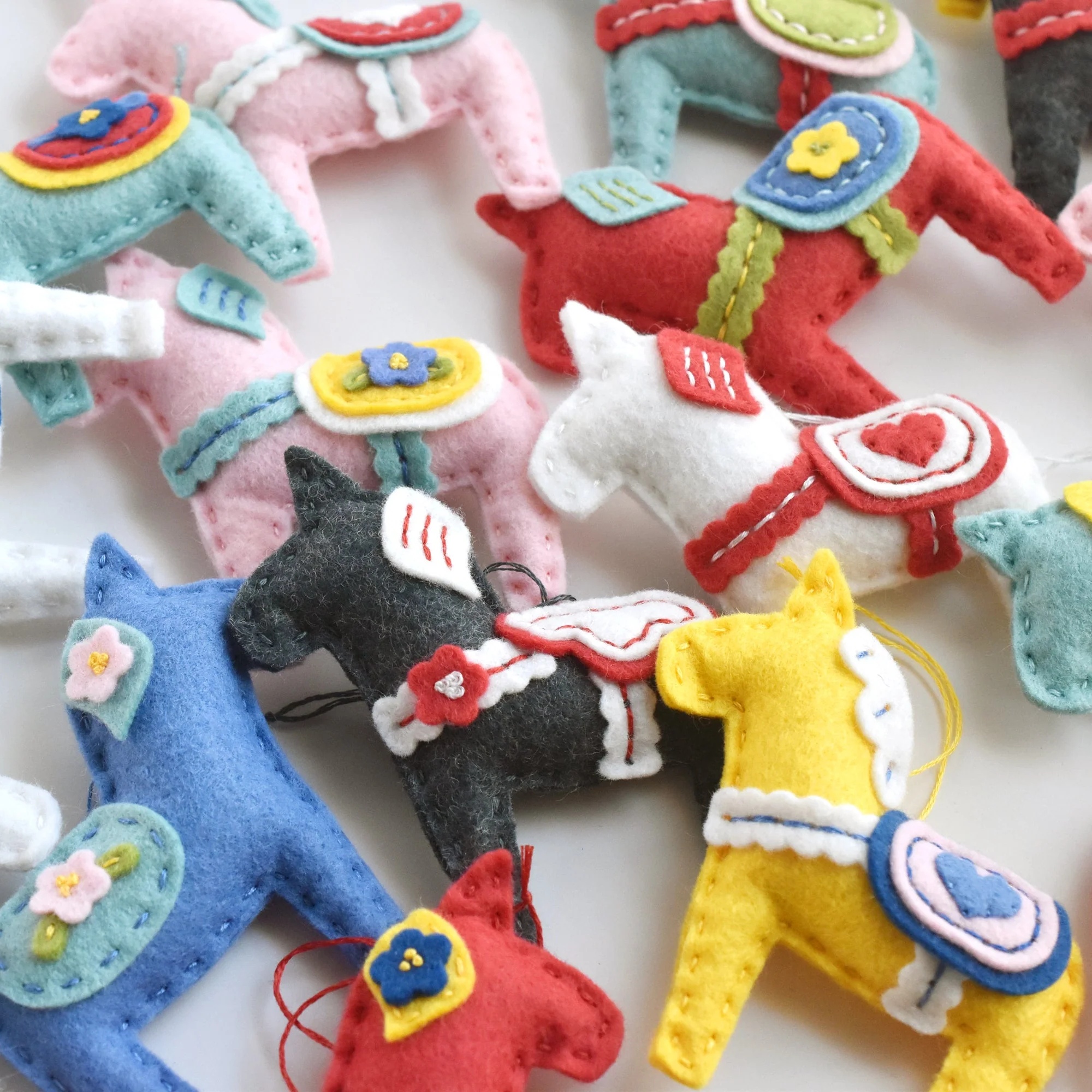 Dala Horse, Deep Etch Die - Image 2