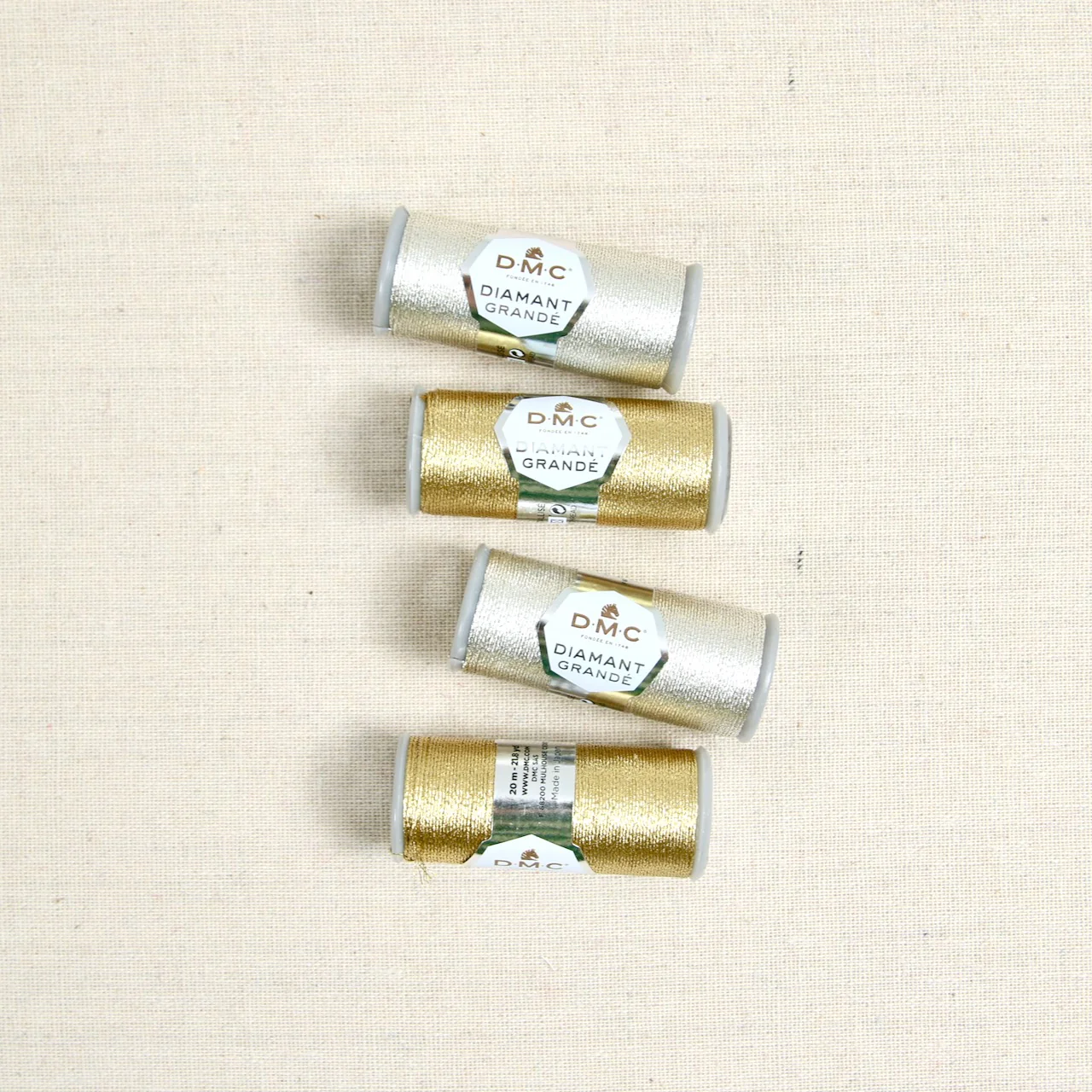 Diamant Grande Metallic Embroidery Thread - Image 4