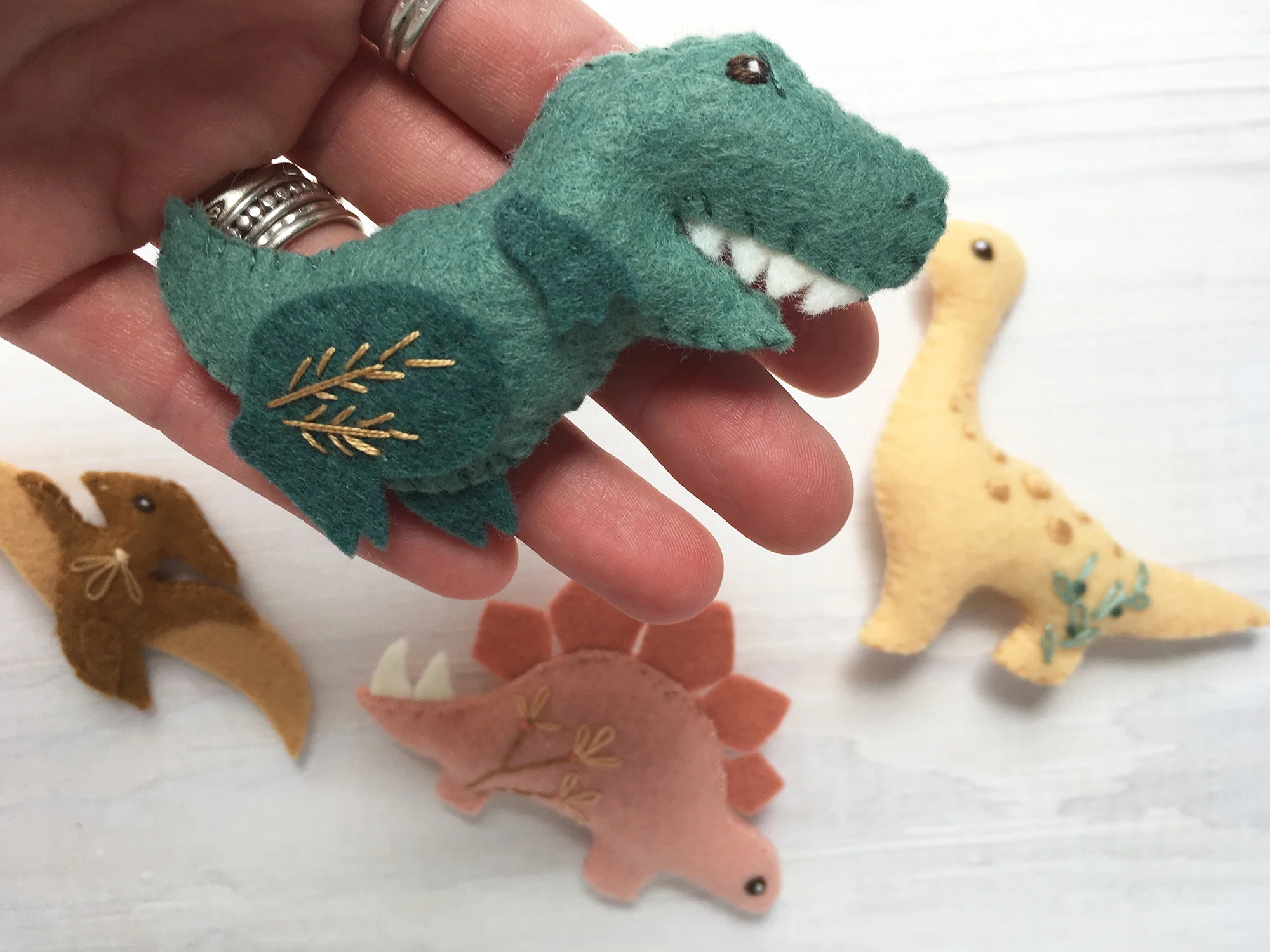 Dinosaurs Felt Pattern - Image 7