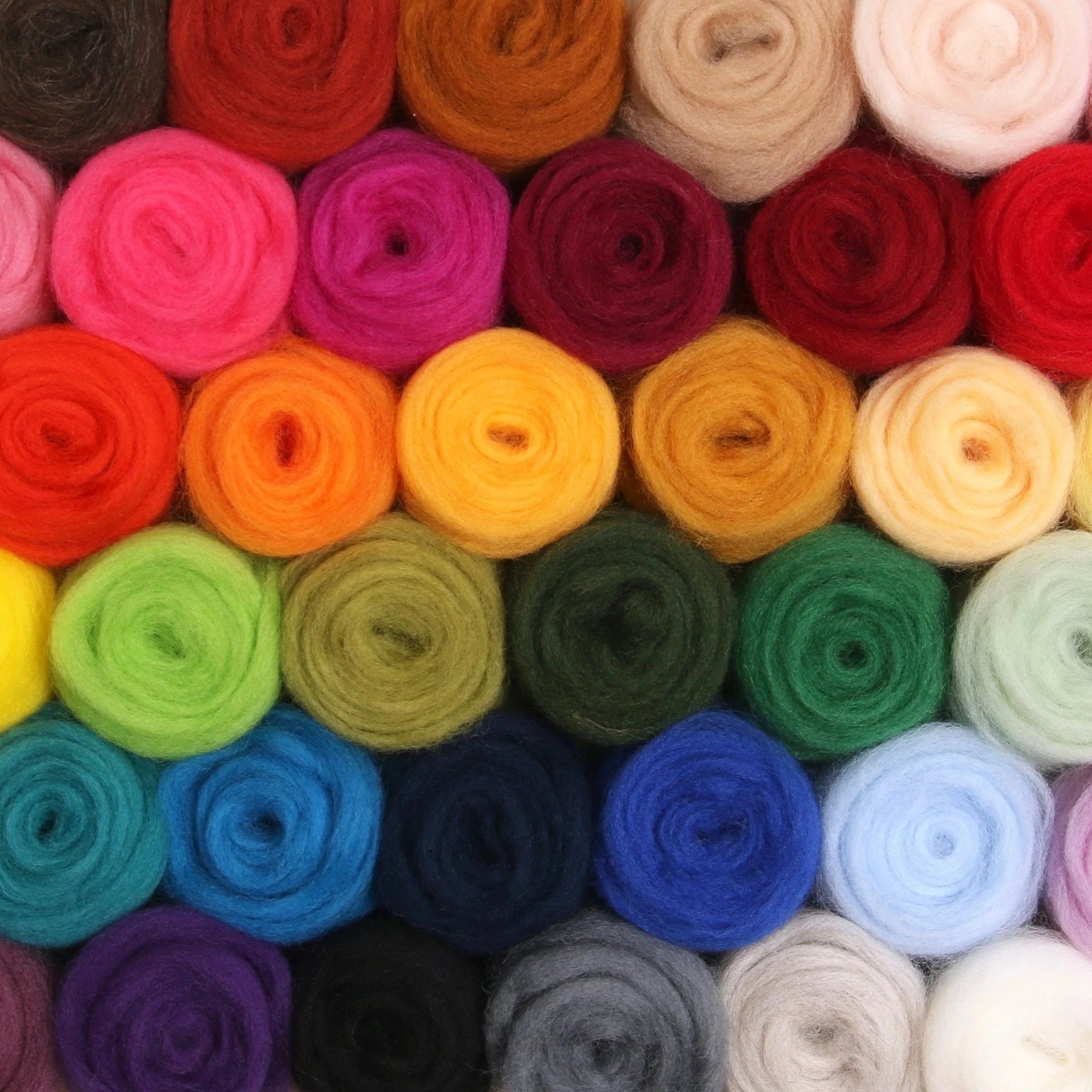Evergreen Corriedale Roving, 1oz - Image 5