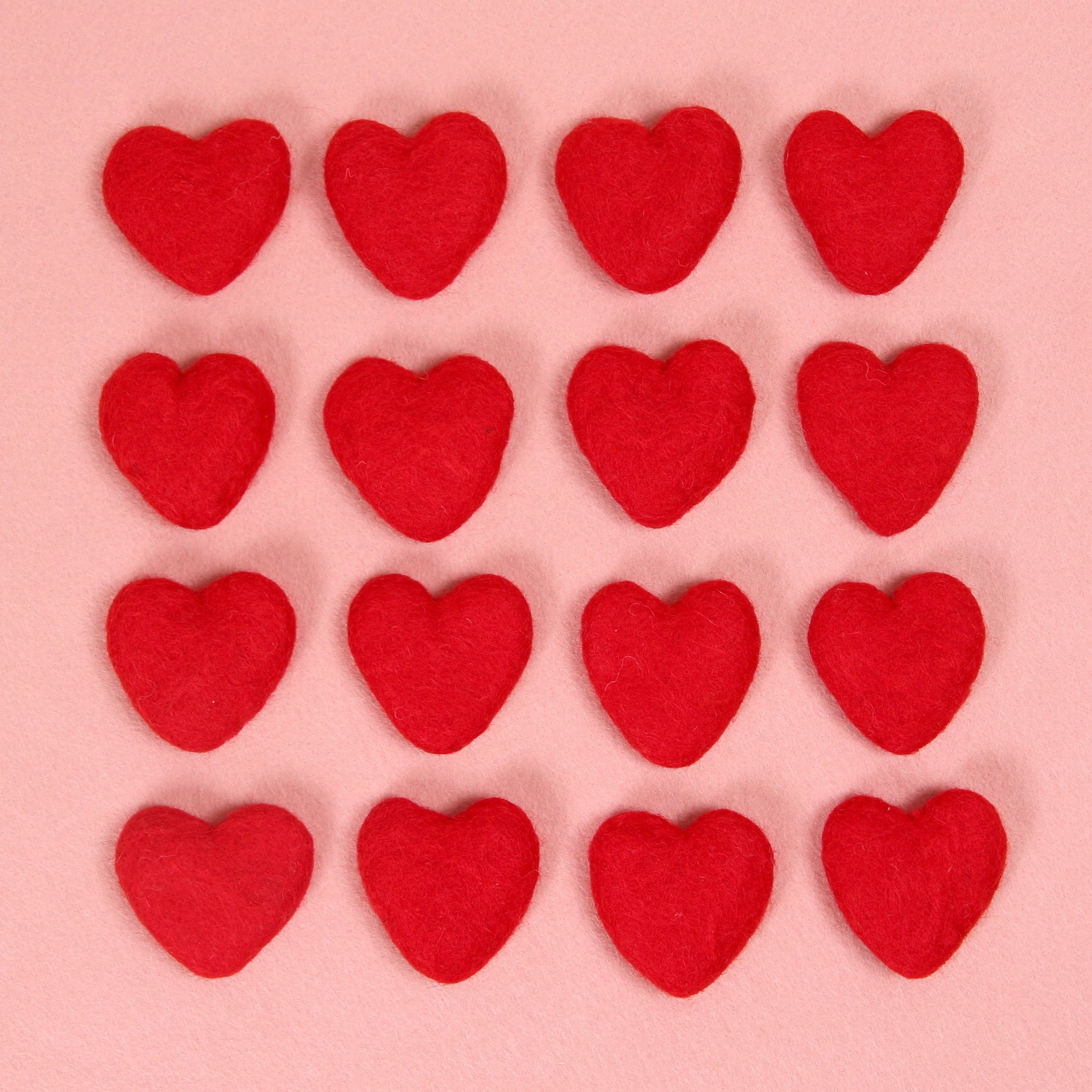 Felt Hearts, Red - Image 2