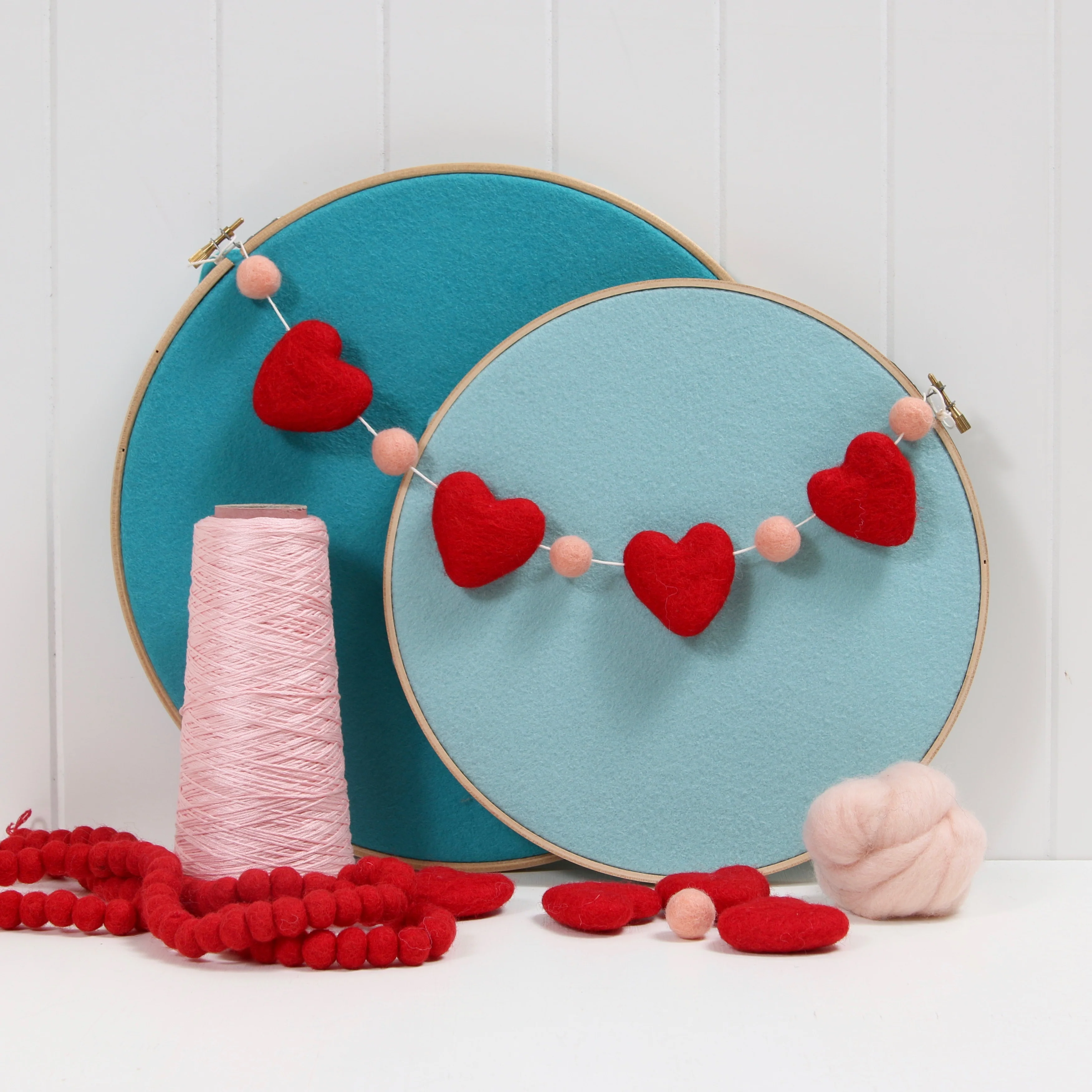 Felt Hearts, Red - Image 4