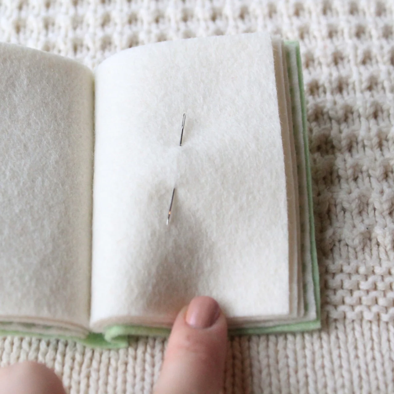 Folk Floral Needlebook by BZ Creations - Image 3