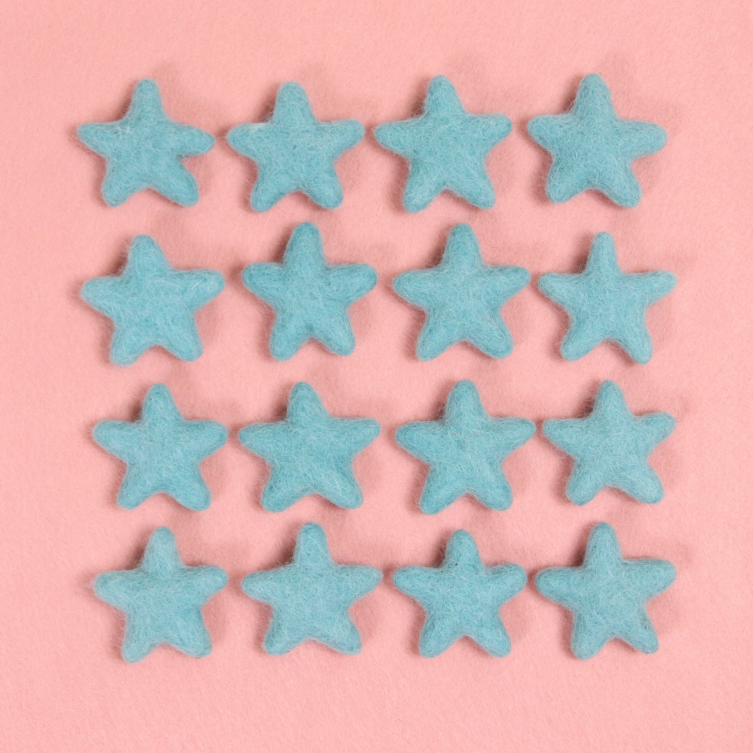 Felt Stars in White - Image 6