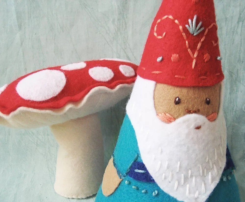 Gnome + Santa Doll - Image 5