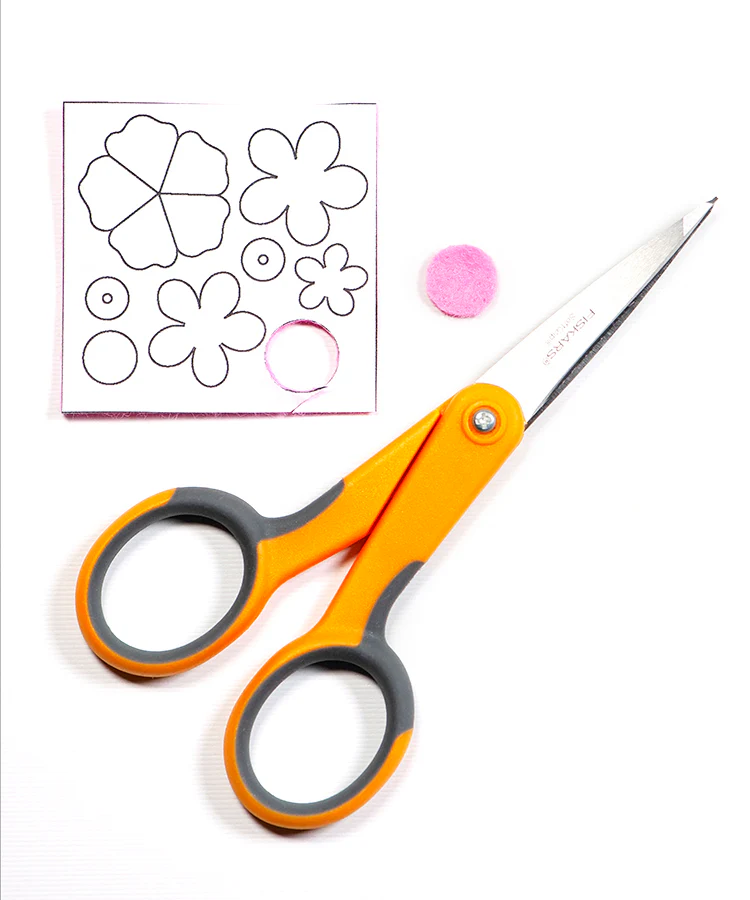Heart and Home Felt Ornament Kit - Image 5