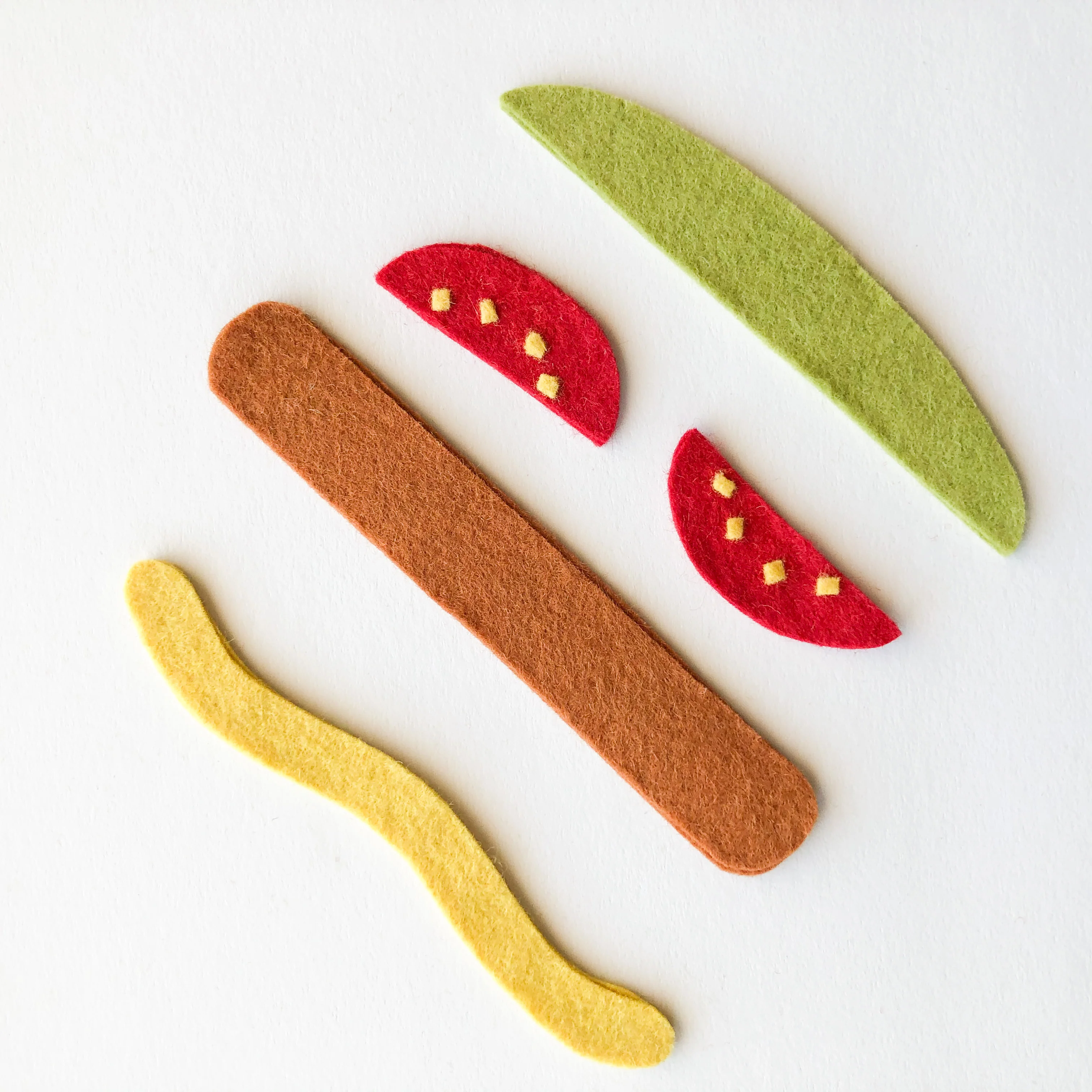 Hotdogs in Chicago Quiet Book - Image 5
