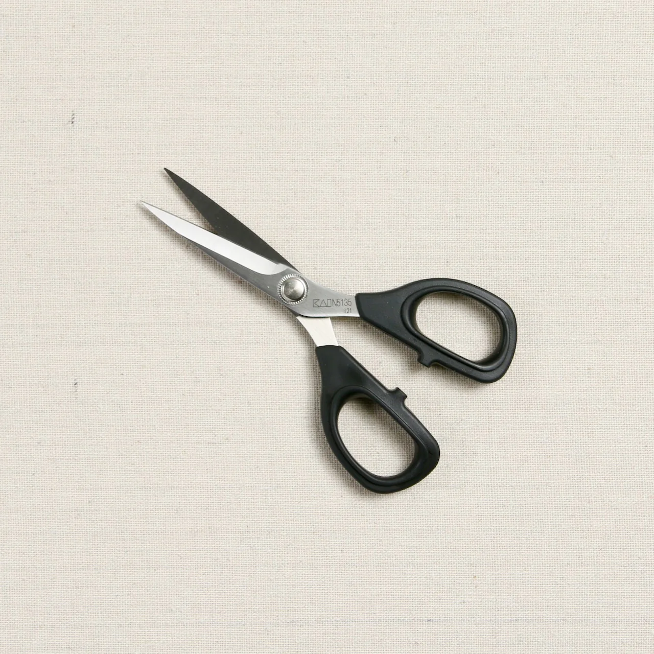 Kai Scissors, Black - Image 4