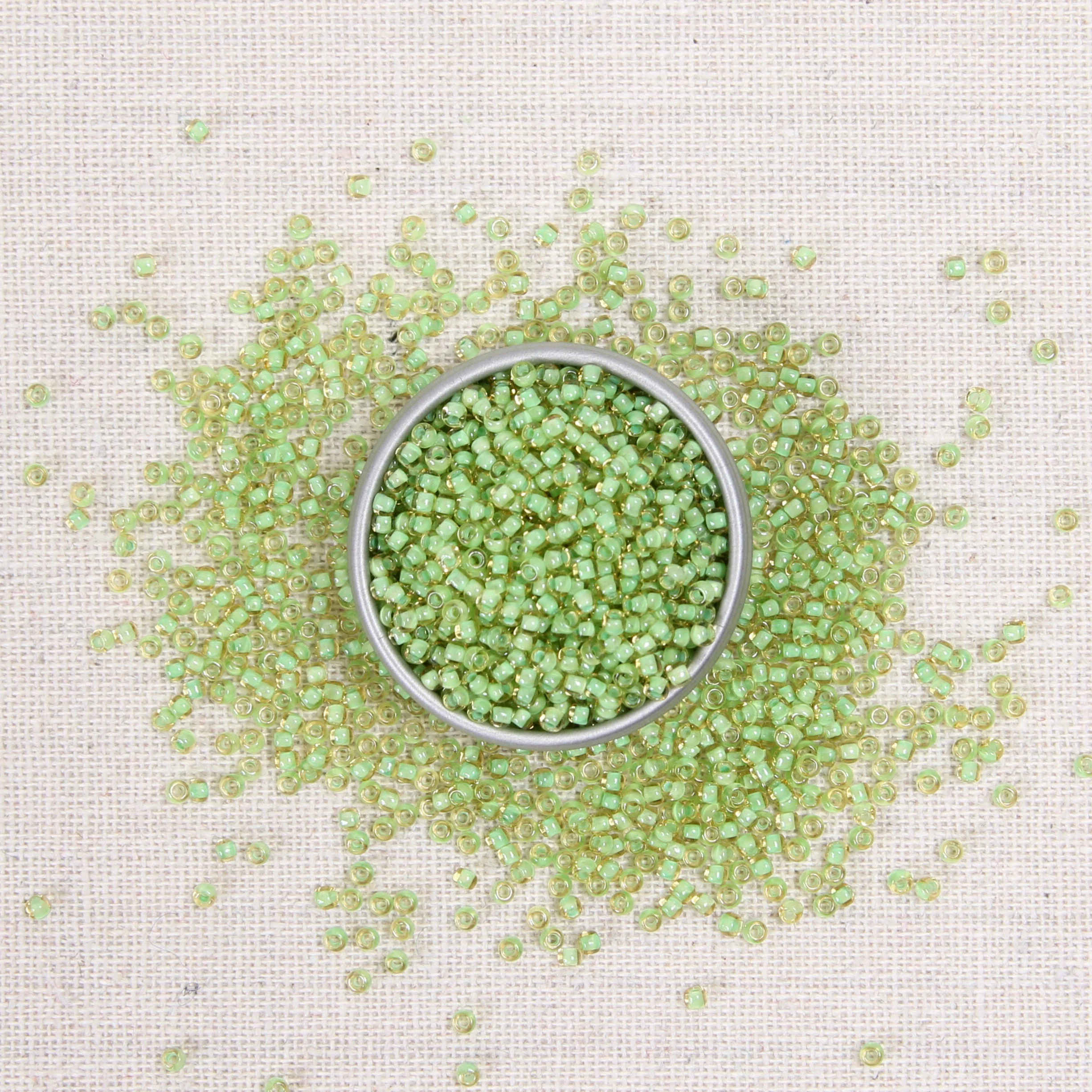 Metallic Sequins or Beads: Clover - Image 5