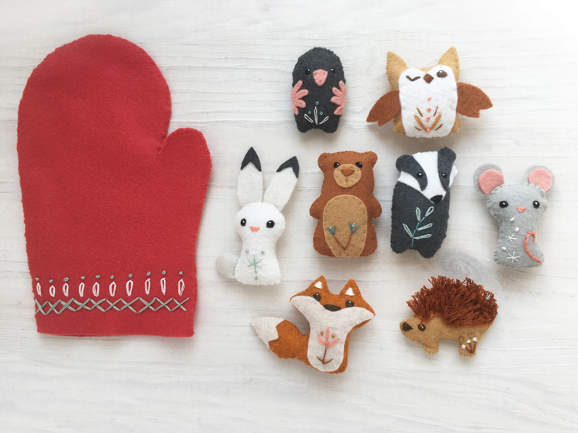 Mitten and Woodland Animals Felt Pattern - Image 6