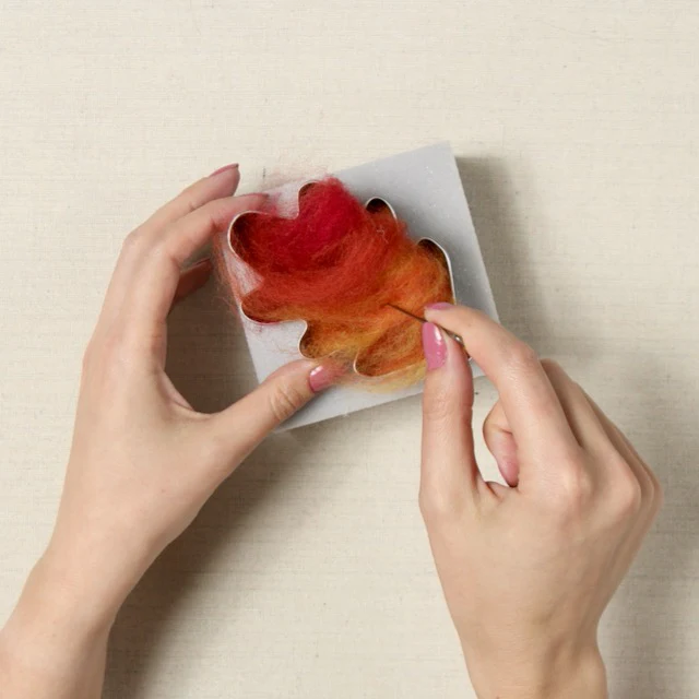 Oak Leaf, Beginner Needle Felting Kit - Image 4