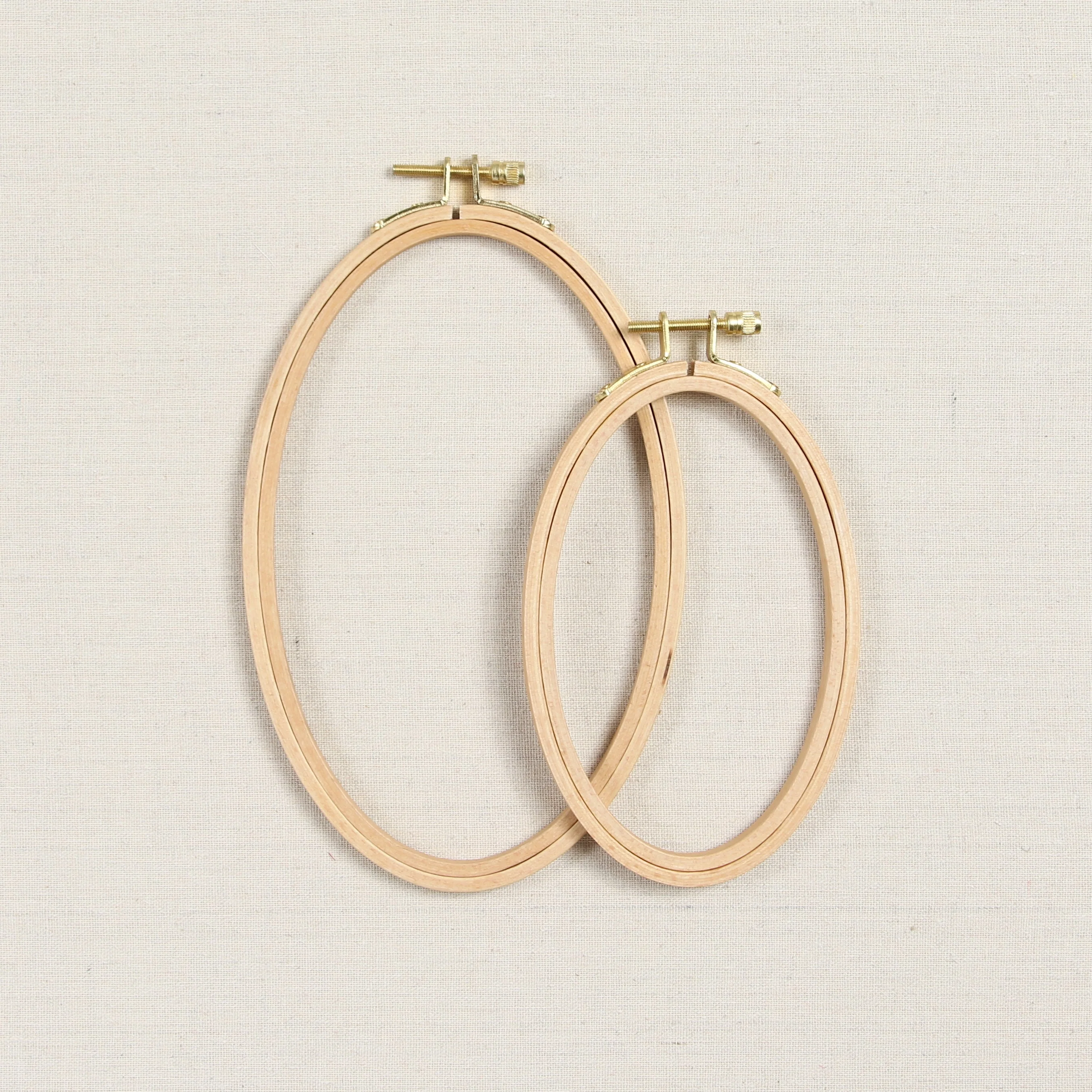 Oval Embroidery Hoops - Image 4