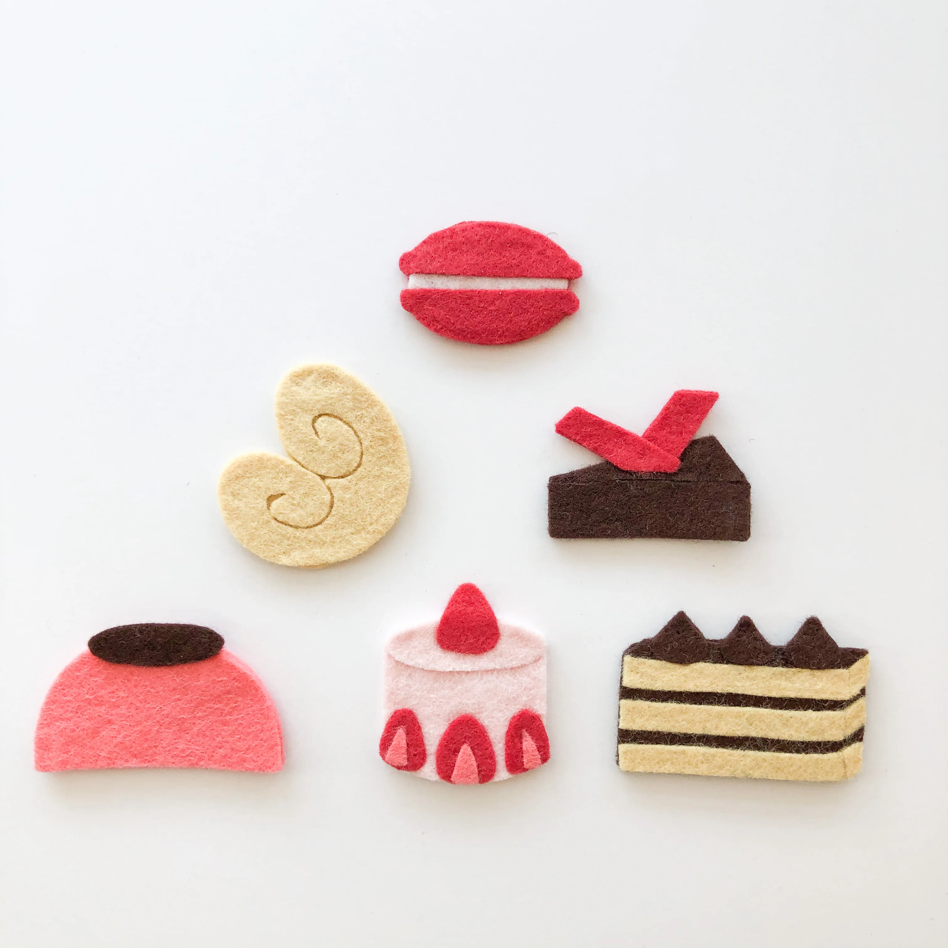 Pastries in Paris Quiet Book Pattern - Image 5