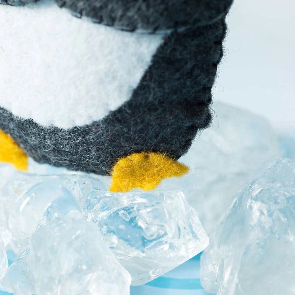 Penguin, Felt Kit - Image 4