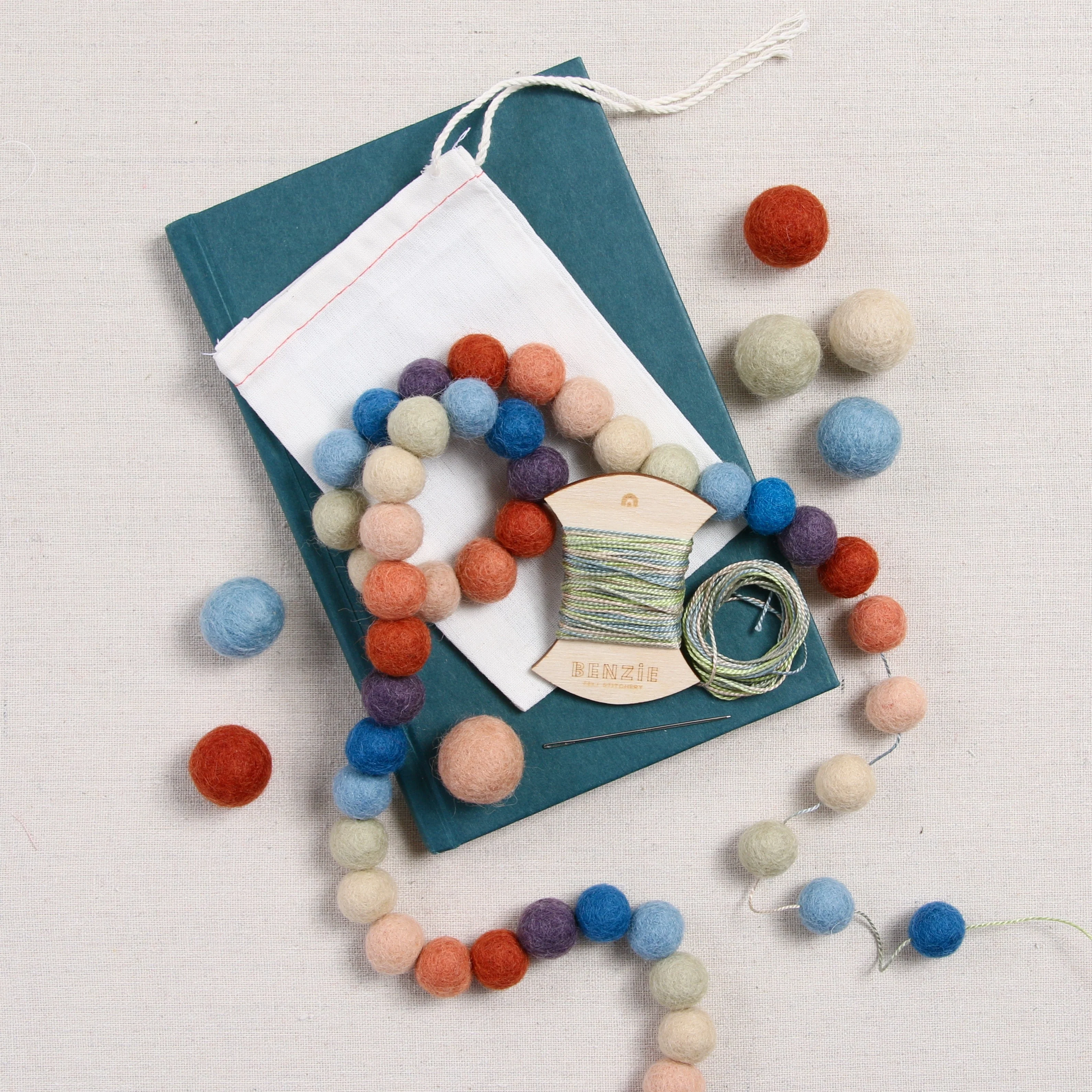 Pom-Pom Garland Kit - Image 4