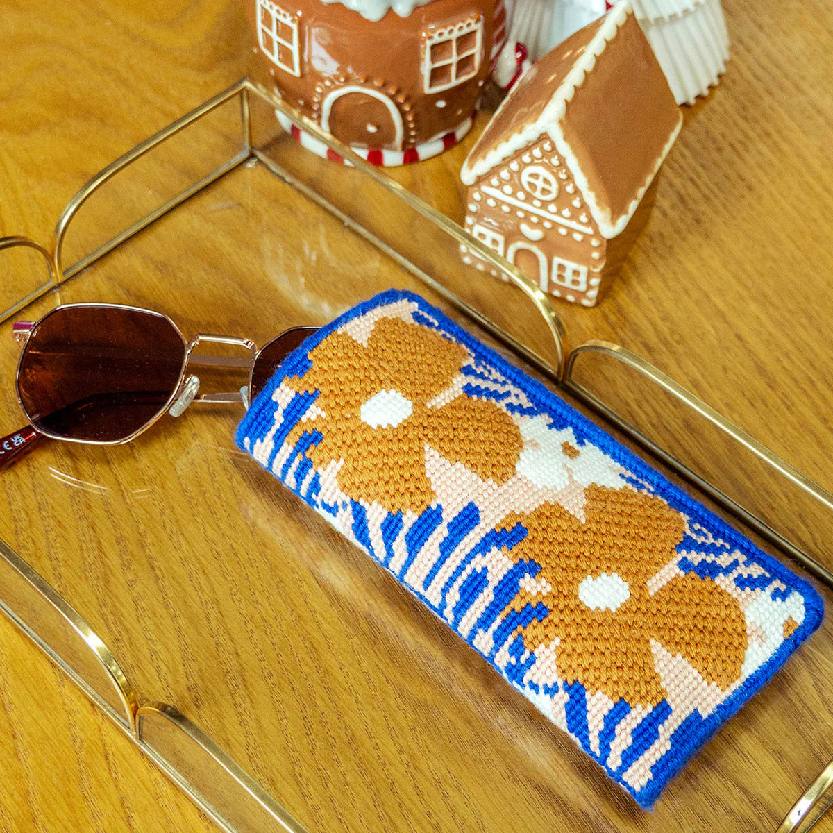 Royan Sunglasses Case, Needlepoint Kit - Image 4