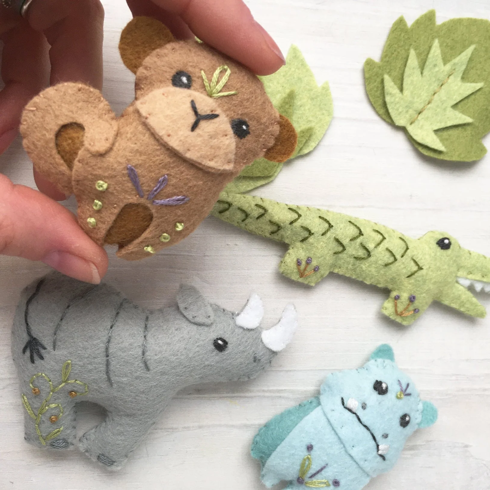 Safari Animals Felt Pattern - Image 6