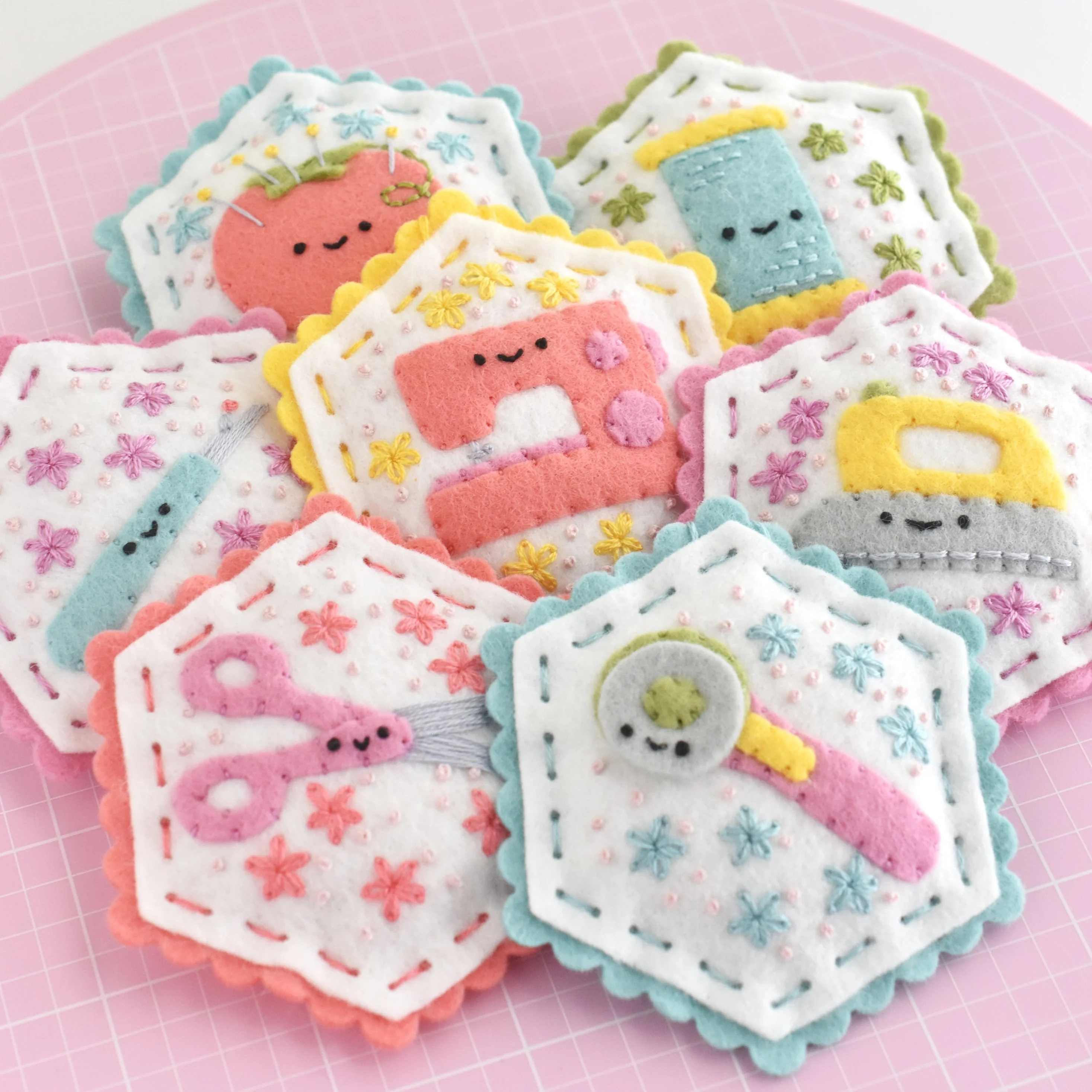 Sewing Bee Felt Ornaments Pattern - Image 7