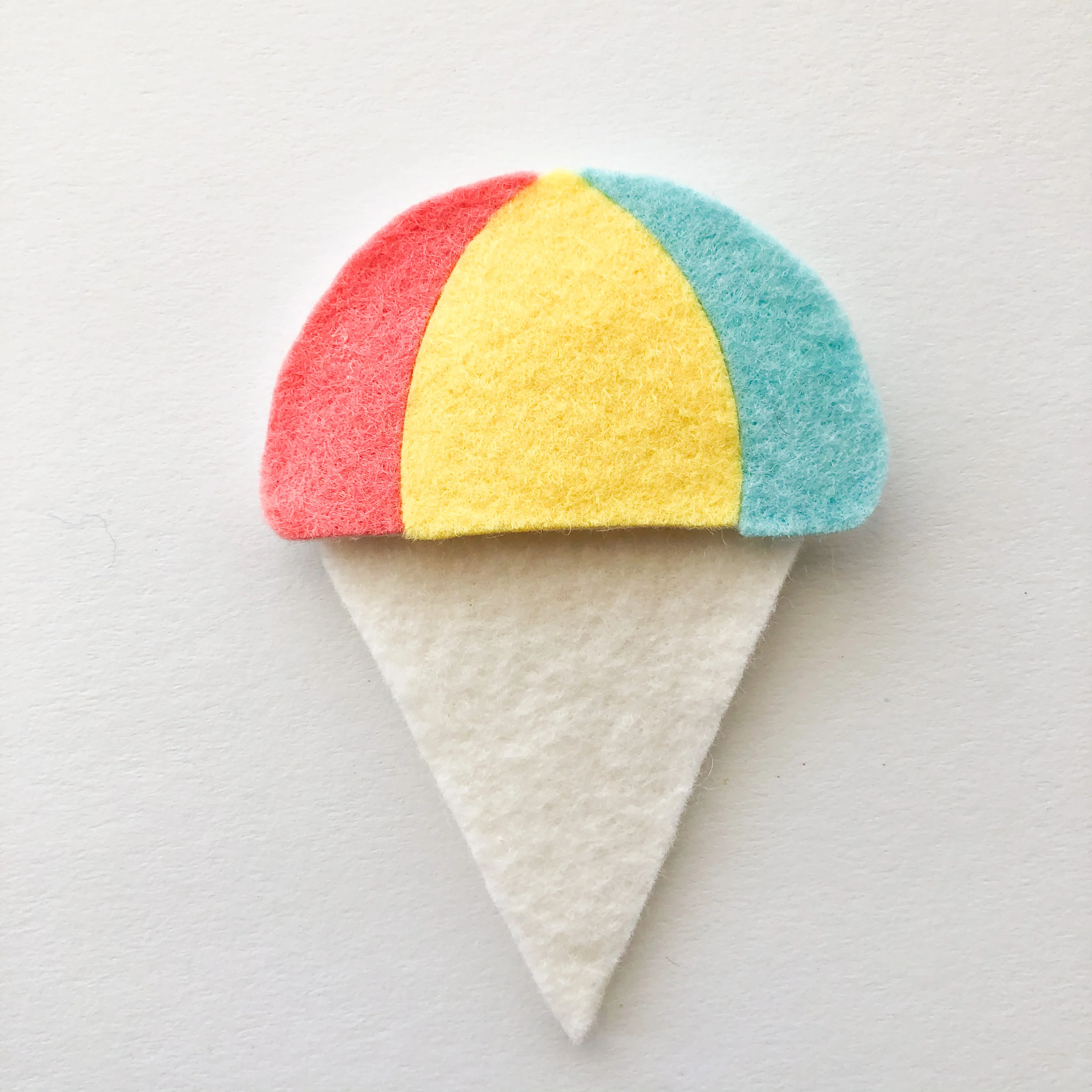 Shave Ice in Waikiki Quiet Book - Image 5