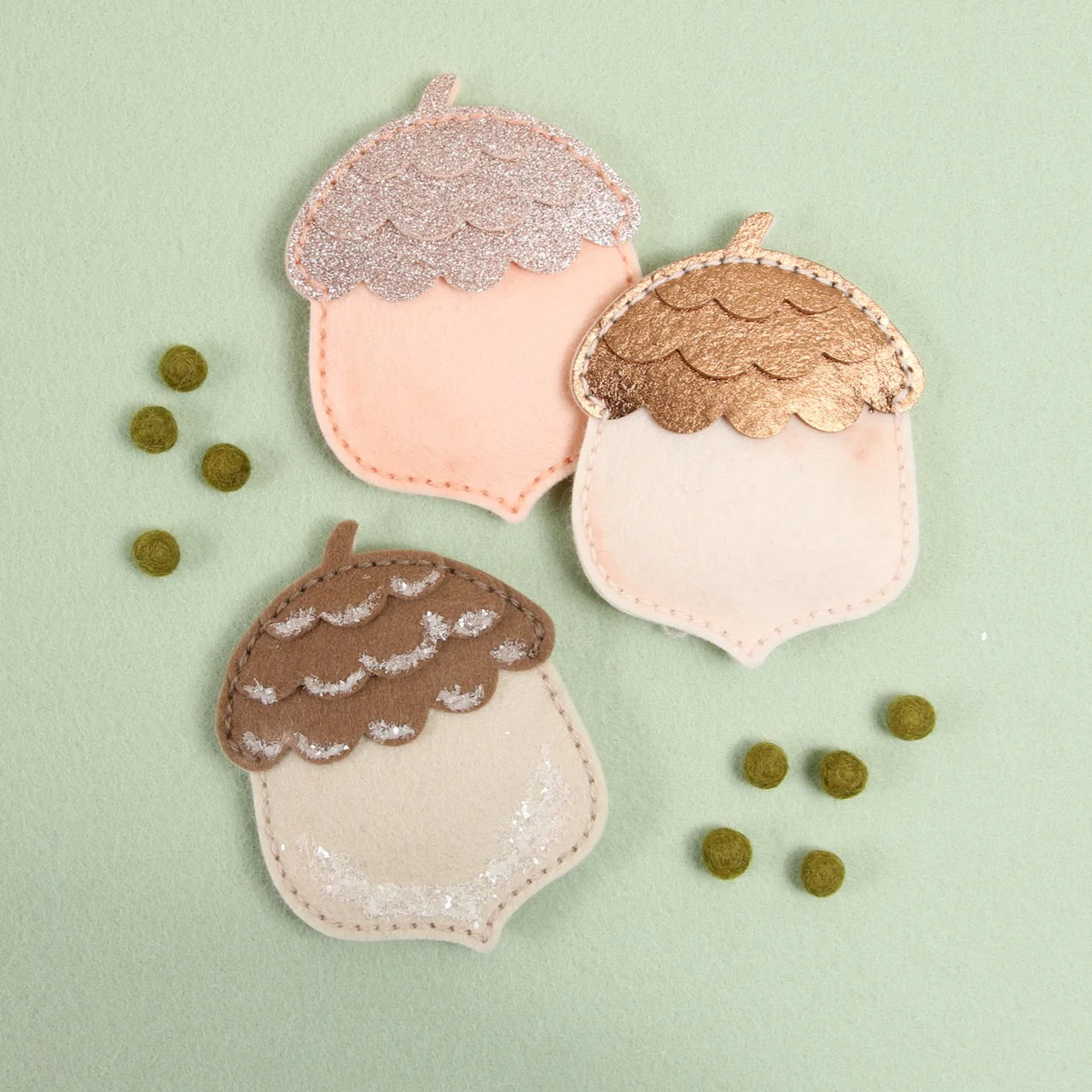 Stitchable Acorn, Deep Etch Die - Image 2
