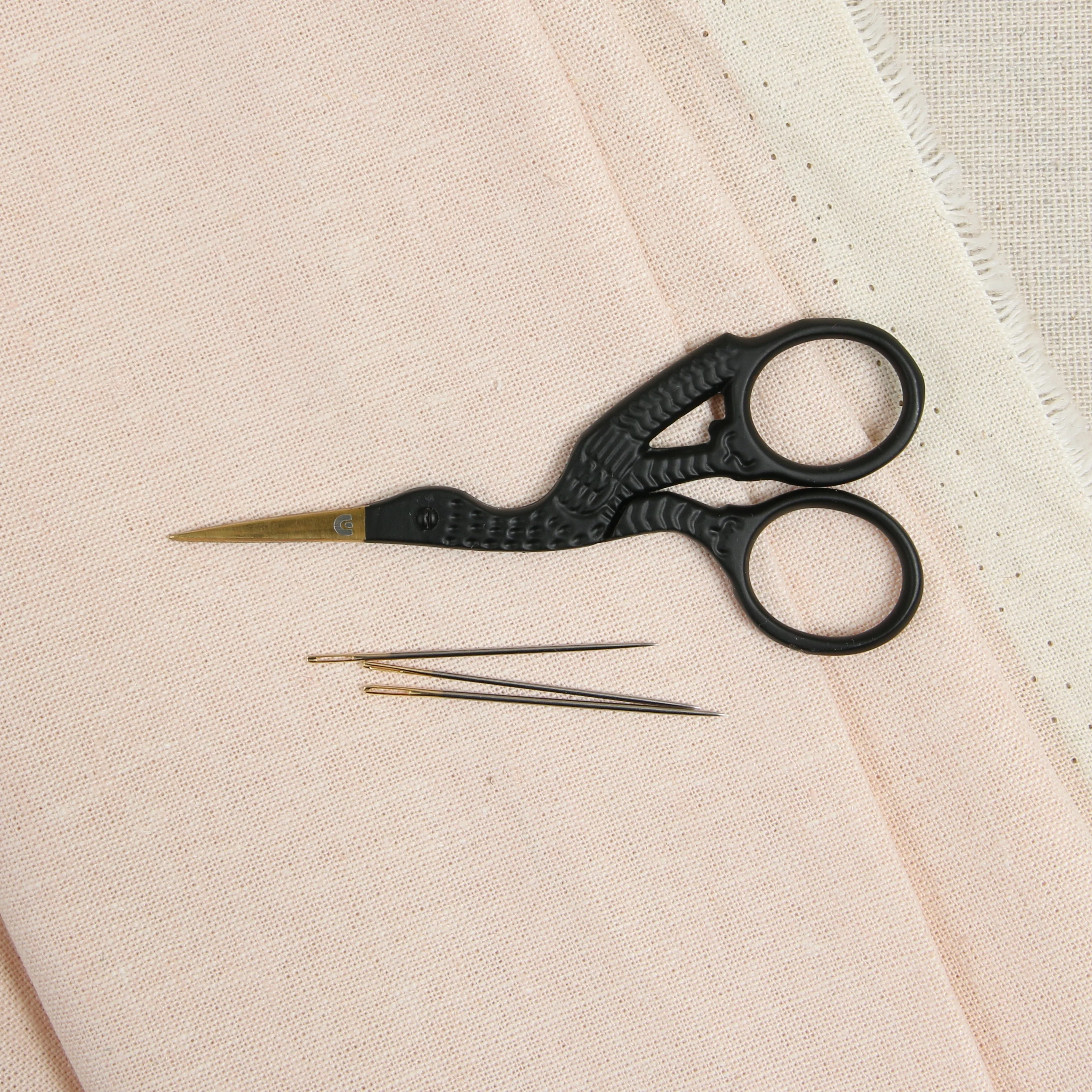 Stork Embroidery Scissors, Matte Black - Image 3