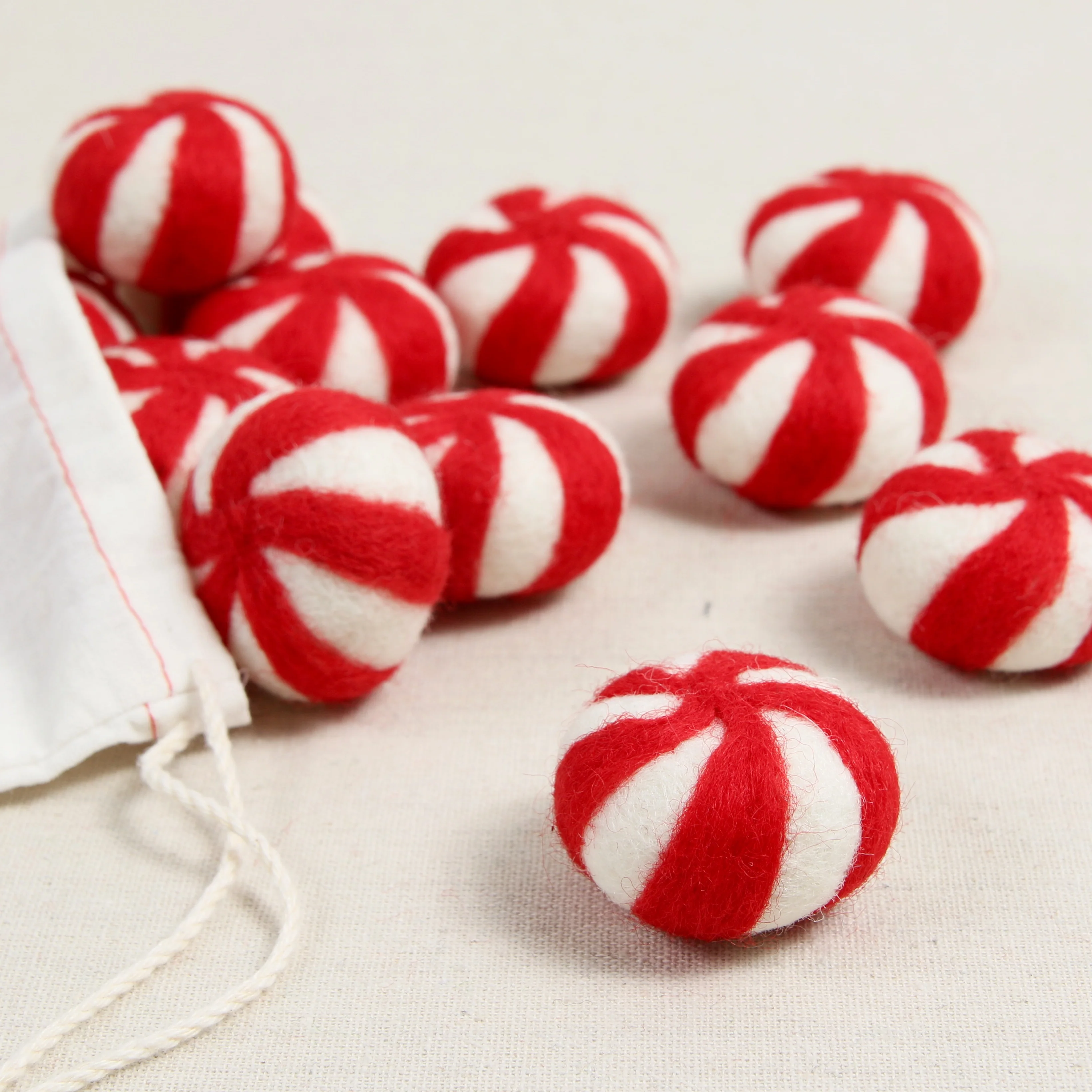Sweet Stripes Peppermints - Image 2