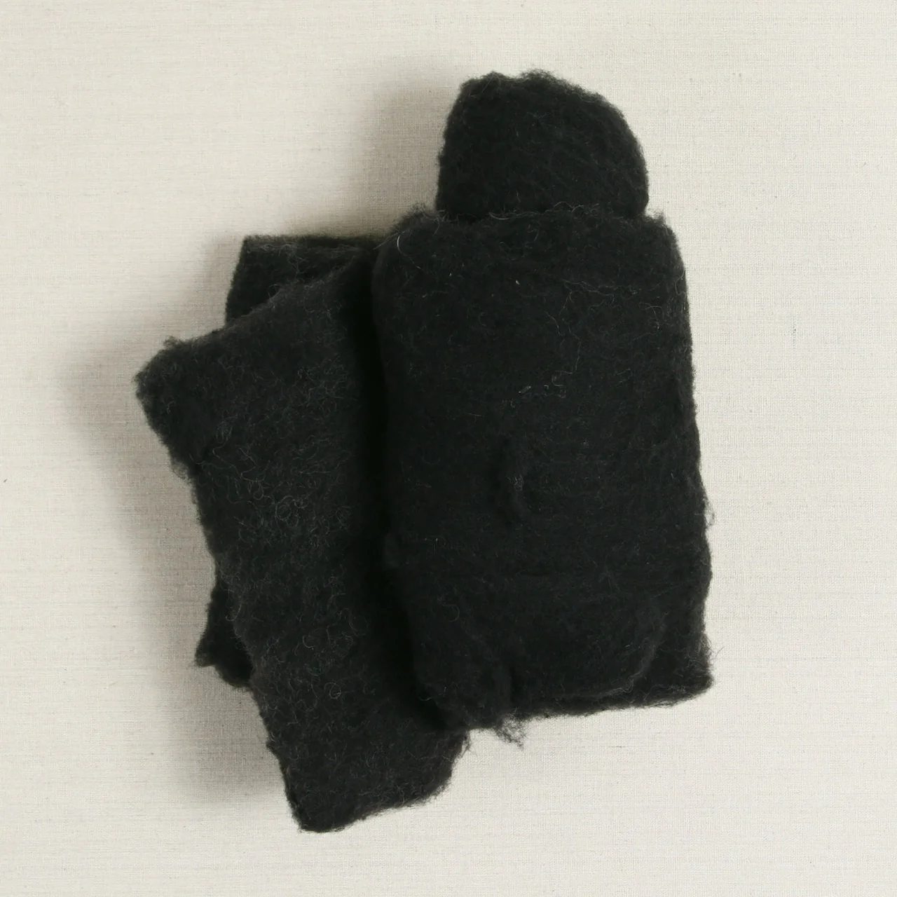 Core Wool Stuffing, Black - Image 2