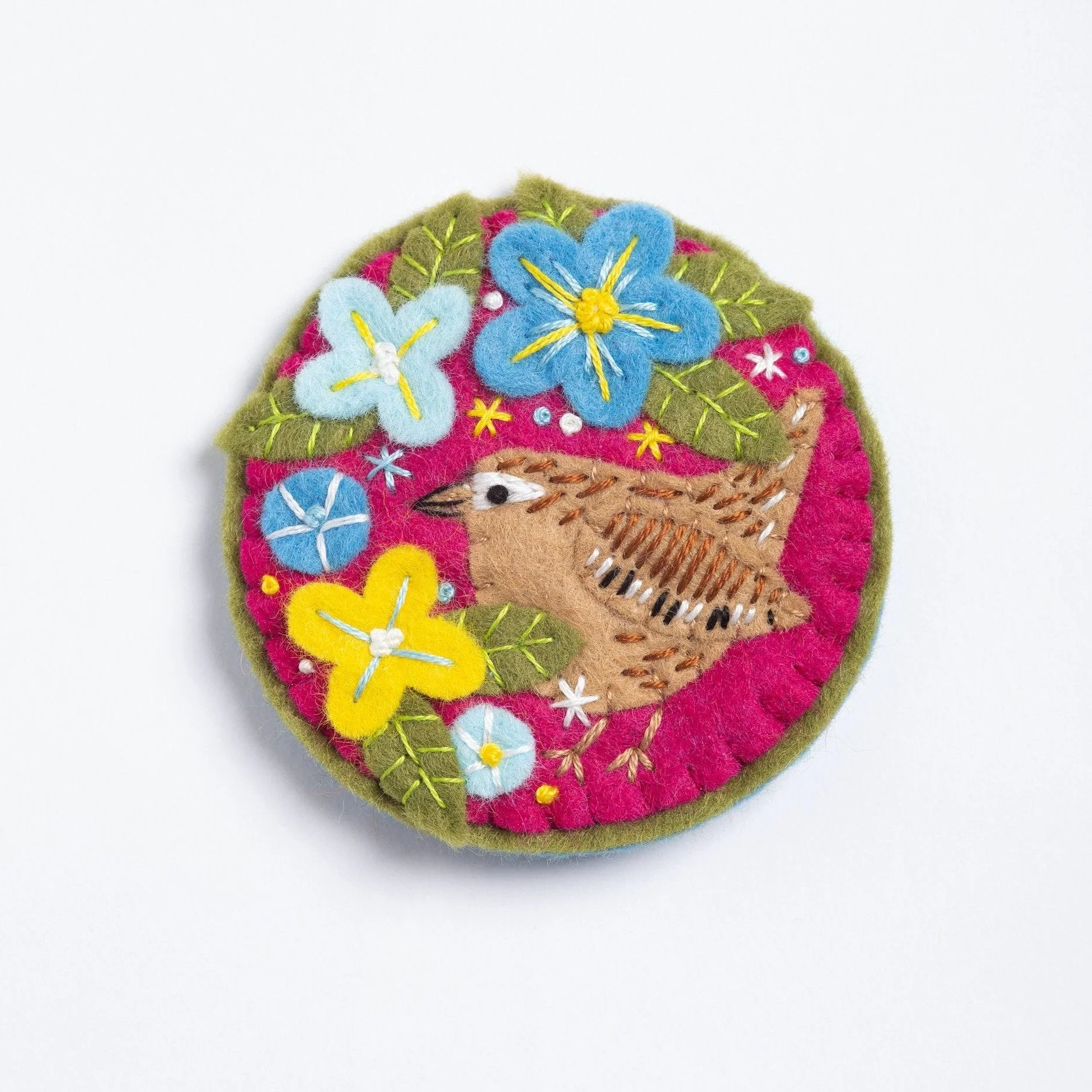 Wren Felt Craft Brooch Kit - Image 4